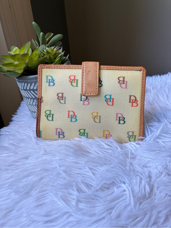 Dooney & Bourke Handbags - Dooney & Bourke Rainbow Wallet 💛